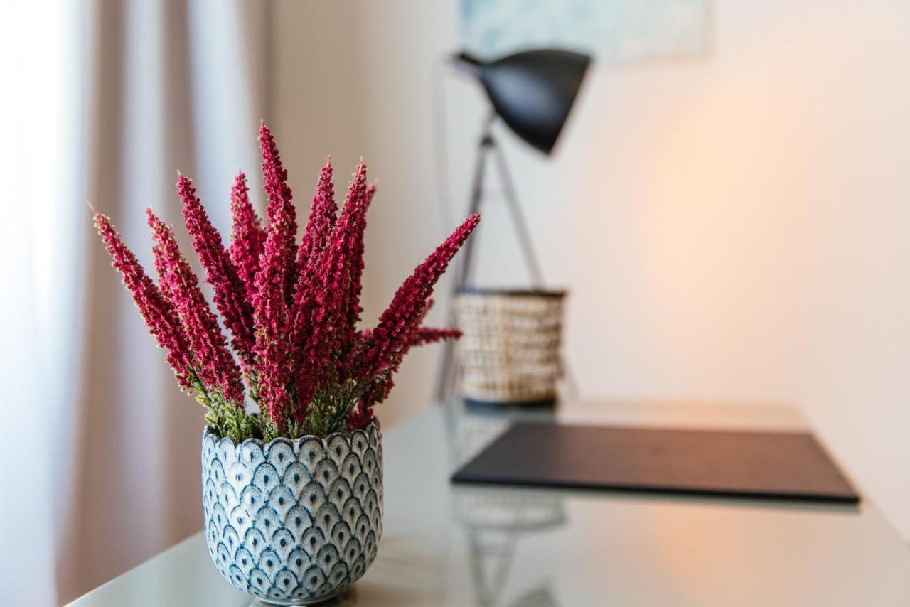 Luxstay Bad Nauheim - Self-Check-In ภายนอก รูปภาพ