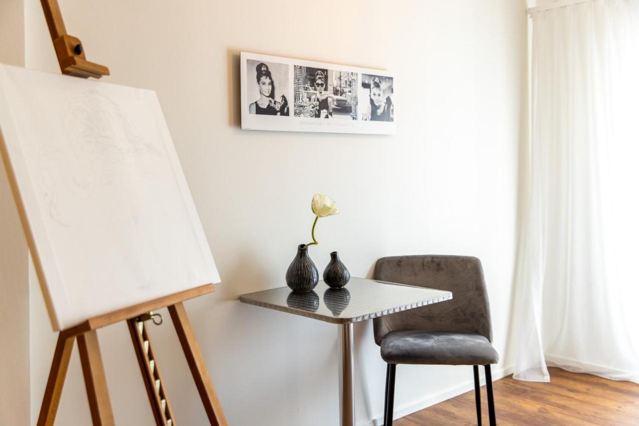 Luxstay Bad Nauheim - Self-Check-In ภายนอก รูปภาพ