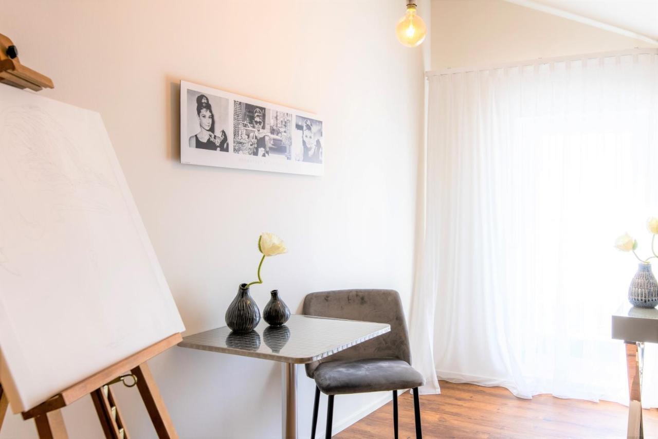 Luxstay Bad Nauheim - Self-Check-In ภายนอก รูปภาพ