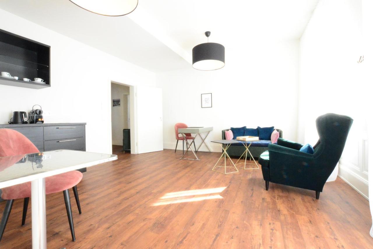 Luxstay Bad Nauheim - Self-Check-In ภายนอก รูปภาพ